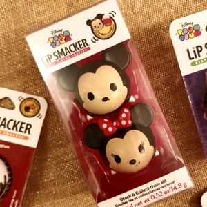 NEW Tsum Tsum Mickey & Minnie Lip Smackers Disney